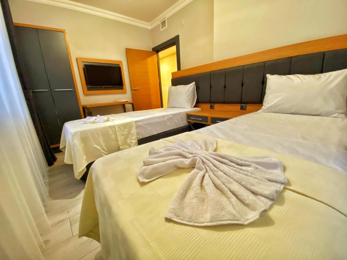 Deluxe Family Suite