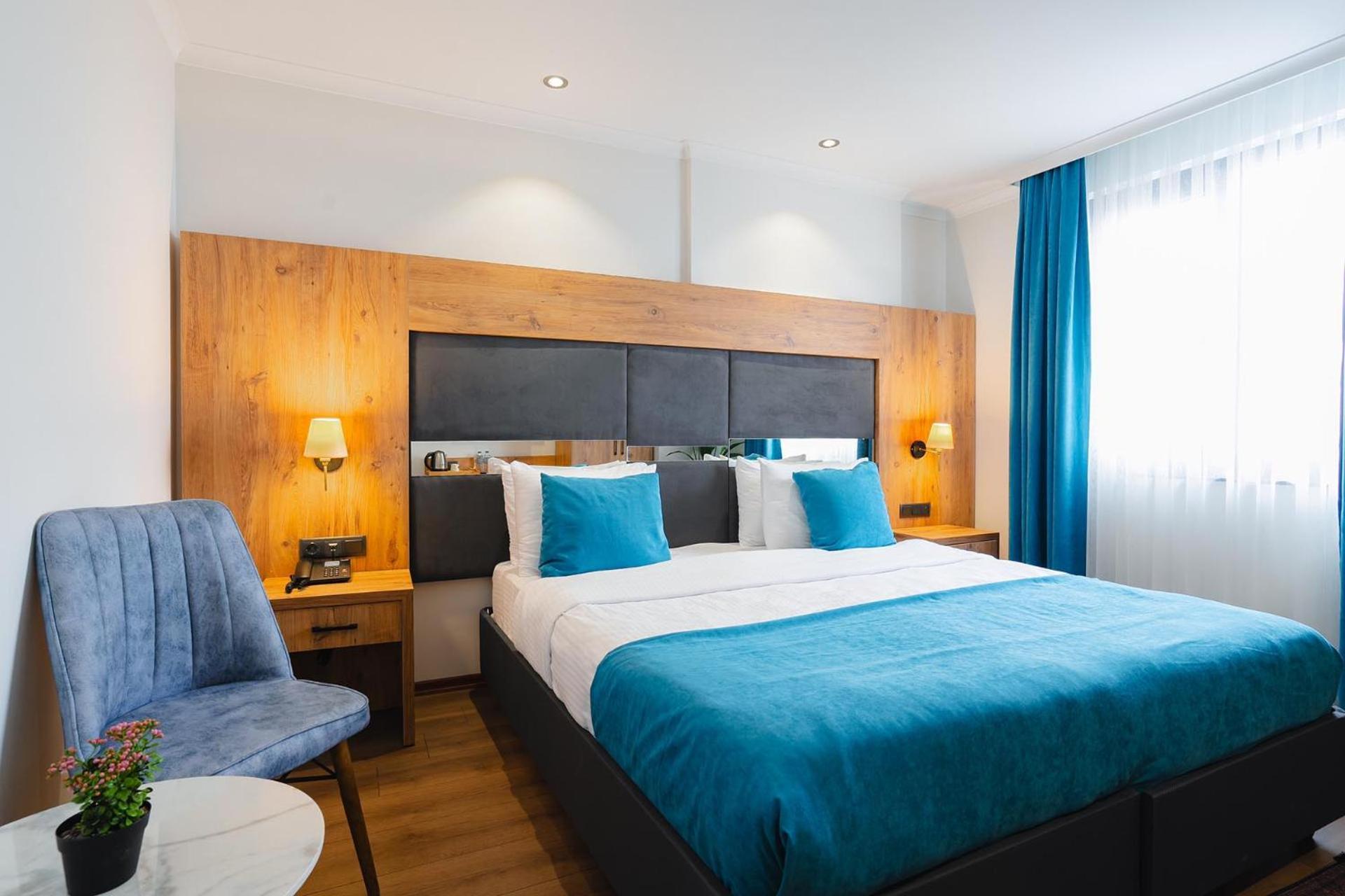 Doppelzimmer mit Gartenblick