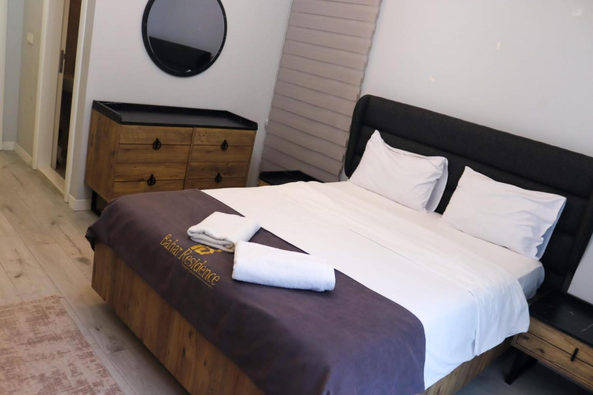 Three-Bedroom Standard Apartment,1681787653:JPEG