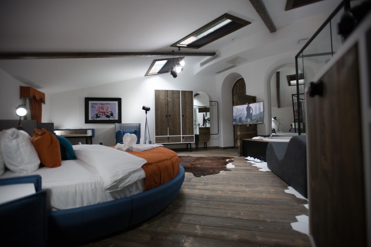 Queen Room with Spa Bath,614038775:JPEG