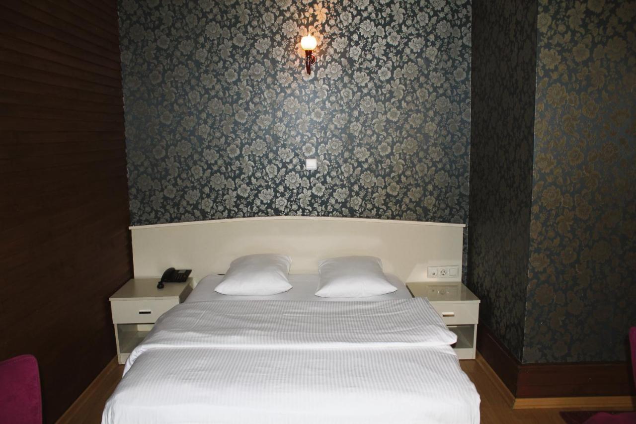 Large Single Room