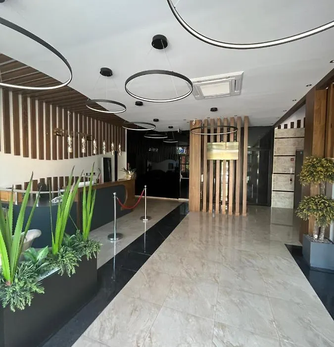 Yaman Suite Apart-1