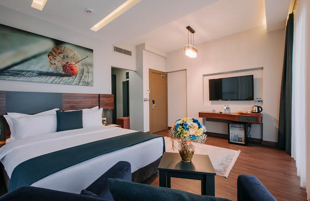 Peerless Villas Hotel-1