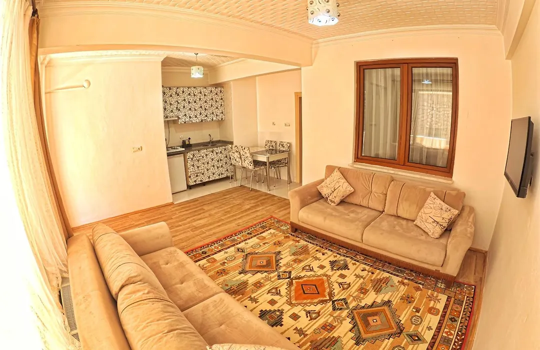 Uzungoel Adiloglu Suit-1
