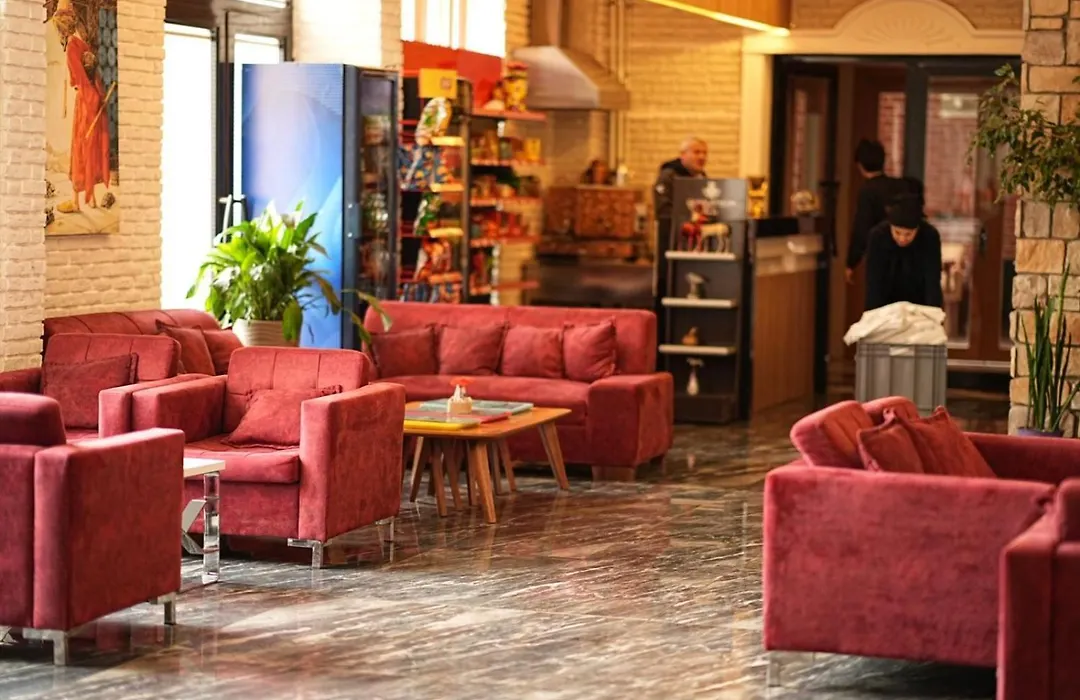 Grand Delux Hotel-1