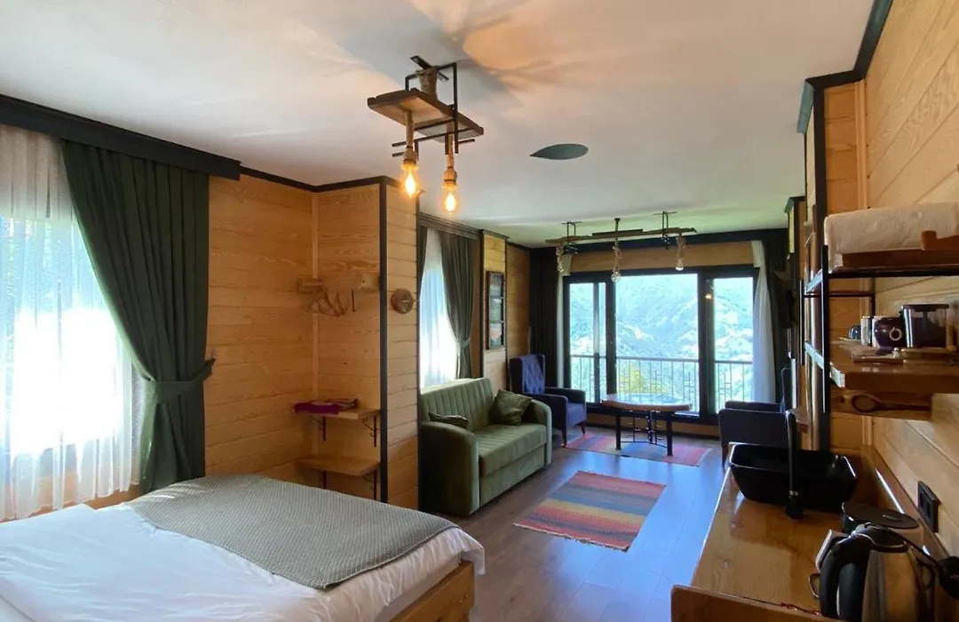 Soonsuitapart-1