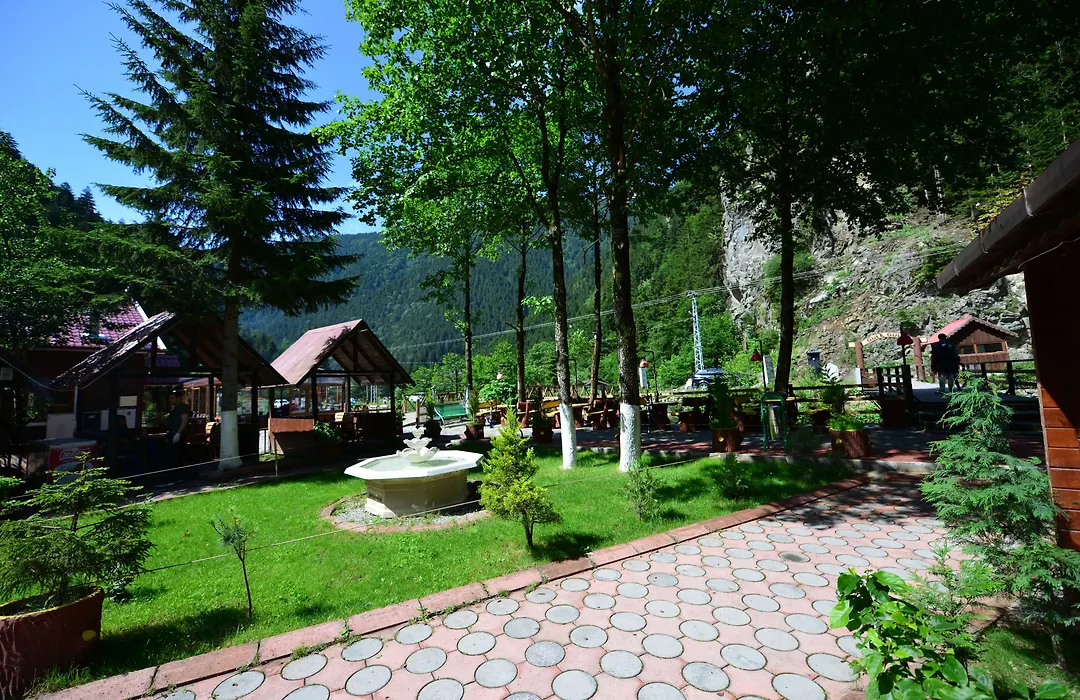 Akyuz Kardesler Hotel & Bungalow-1