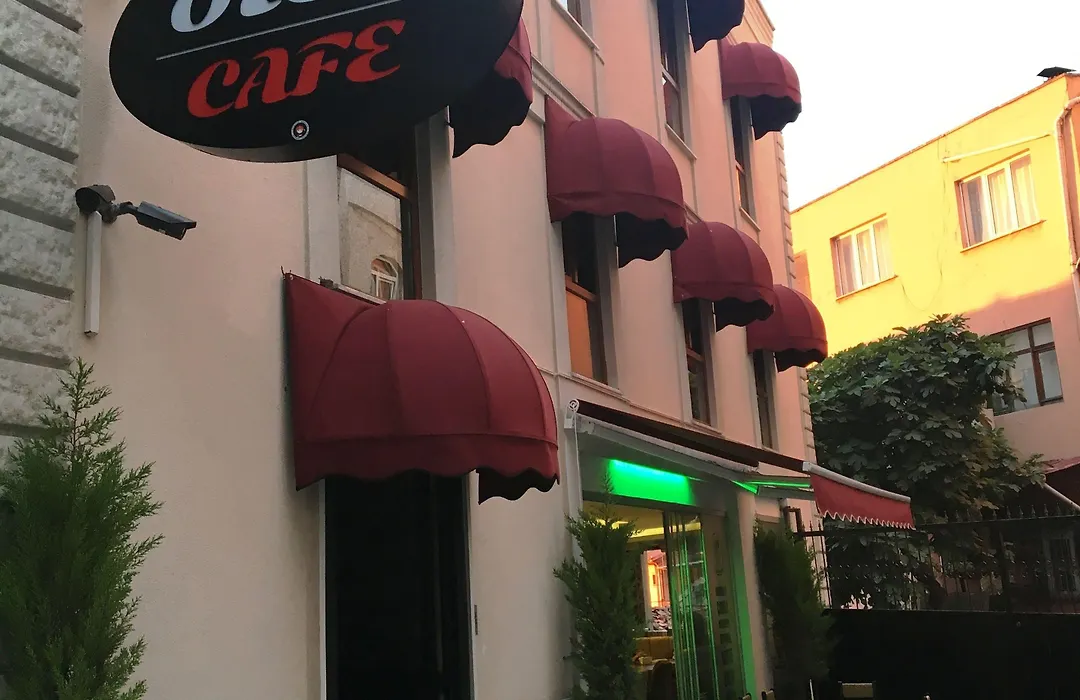 Center Park Hotel-1