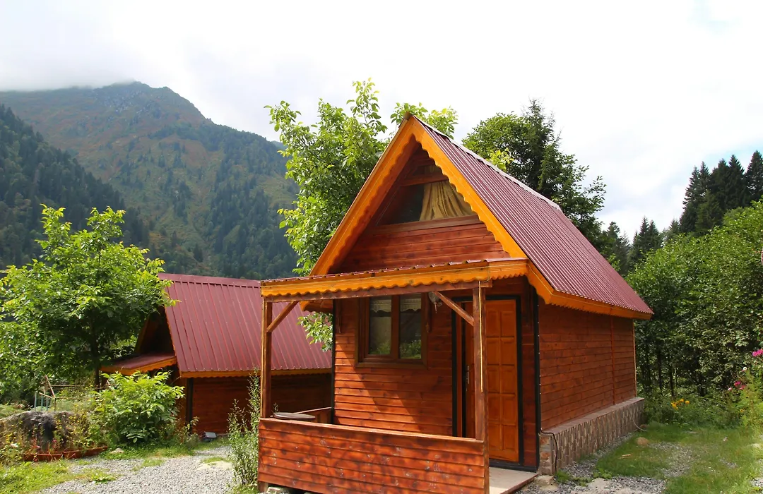 Ayder Selale Dag Evi-1