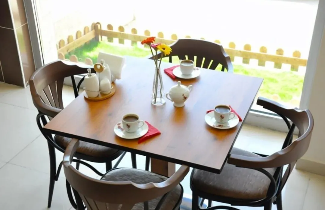 Hotel Konuk-1