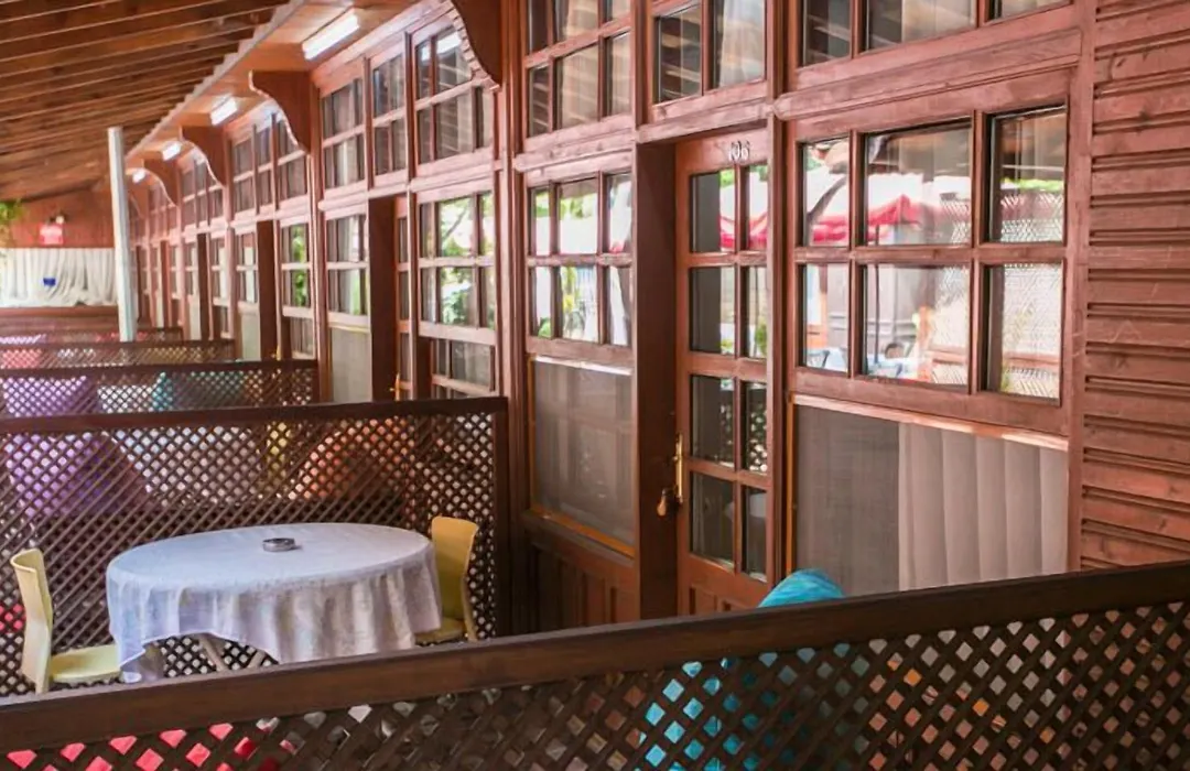 Çarşı butik otel-1
