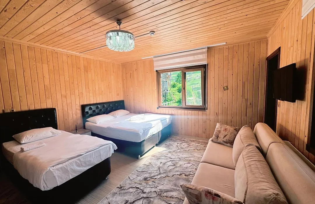 Yüce Suite-1