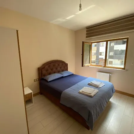 Sweet Home-3