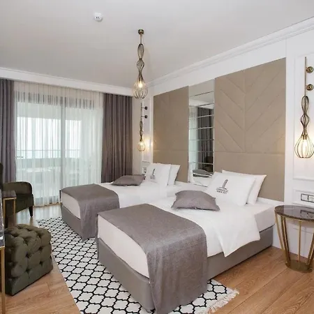 Canbakkal Tower Luxury Apartments-2