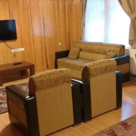 Oeztuerk Kardesler Apart Otel-2