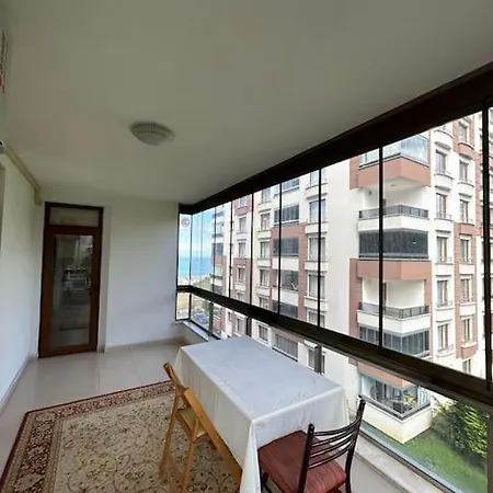 Trabzon Boztepe'De Konforlu Daire Apartment-2