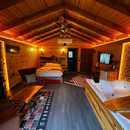 Lotus Çamlıhemşin Suit&Bungalov-2