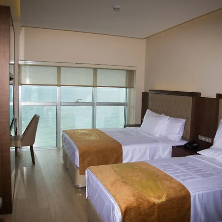 Nana Hotel-2