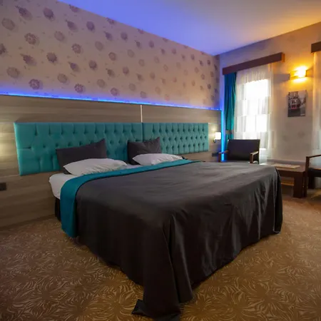 Highway Otel-2