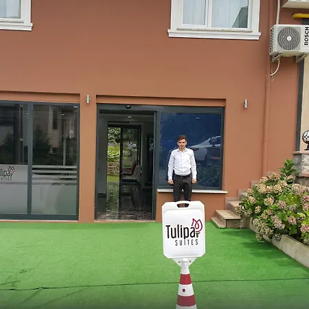 Tulipa Suites-3