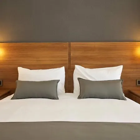 Hotel 117-2