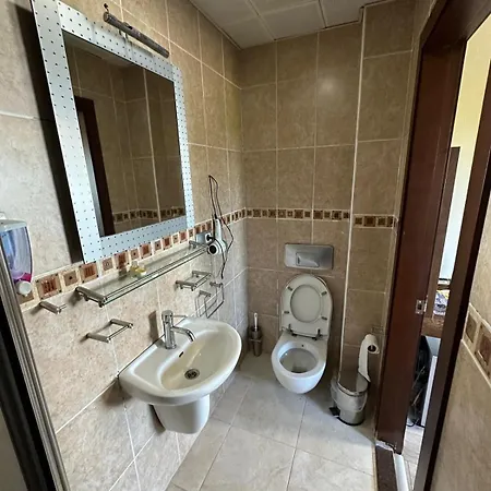 Ganita Life Hotel-2