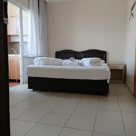 Sari Konak 61-2