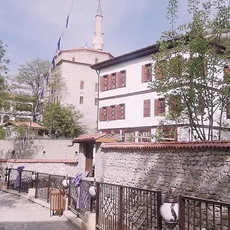 Çamlıca Konak Çarsı-3