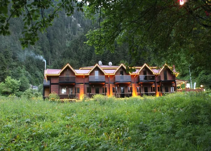 Faraksi Bungalow & Otel Uzungöl