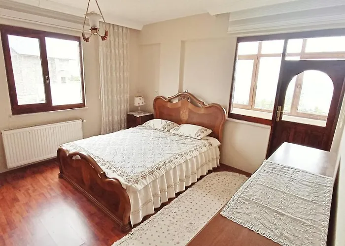 Tepedeki Ev Otel Akçaabat