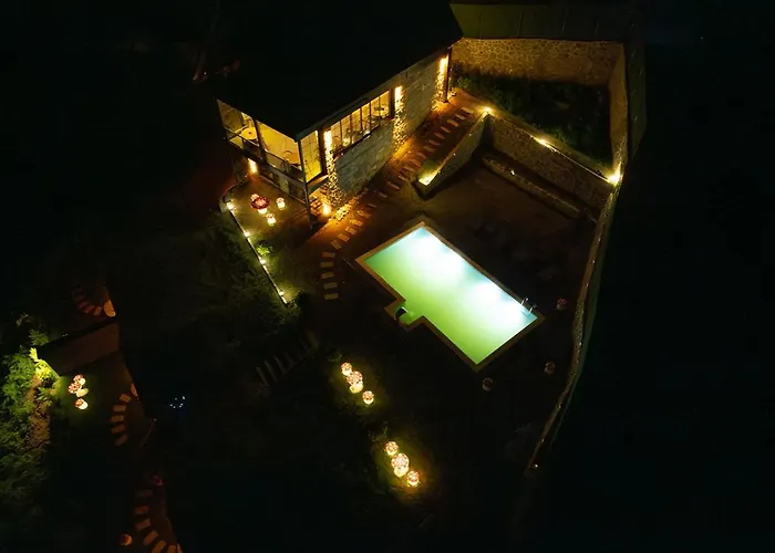 Hobbit Chalet Otel Çamlıhemşin