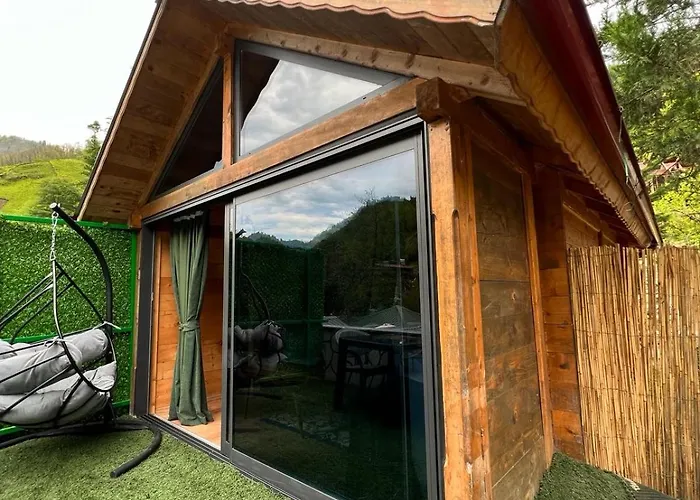 Esinti Bungalows Otel Çamlıhemşin