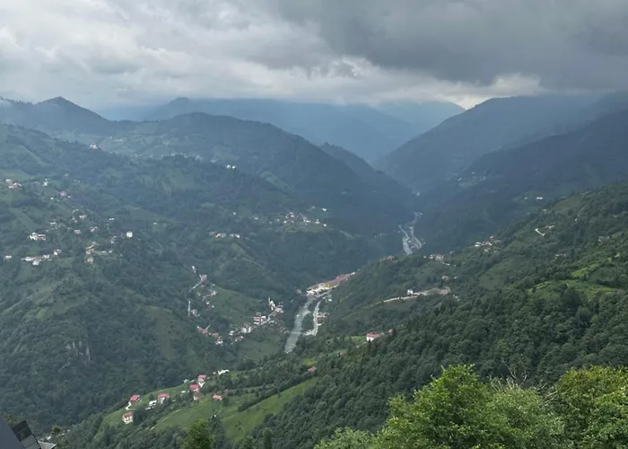 Hastepe Dag Evleri Çamlıhemşin