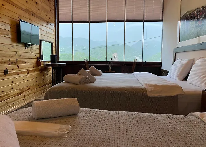 AYVADERE 102 Karadeniz kus cenneti dağ manzaralı Otel Araklı