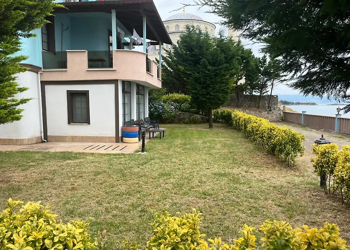 Seyran Seaside Apartments - 1-Garden Floor Trabzon