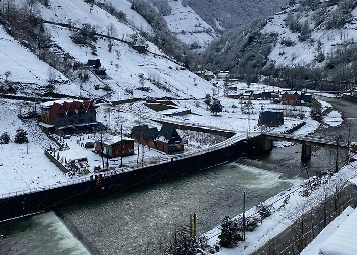 Cuneli Bungalov Çamlıhemşin