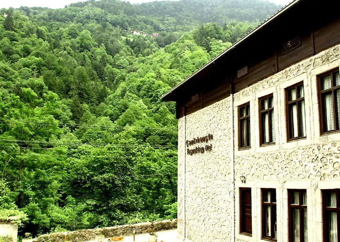 Camlihemsin Tasmektep Hotel
