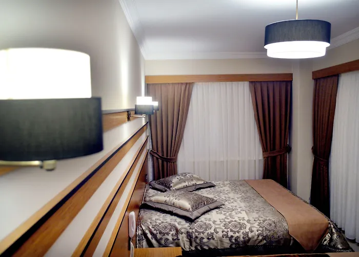 Quars Garden Hotel Düzce